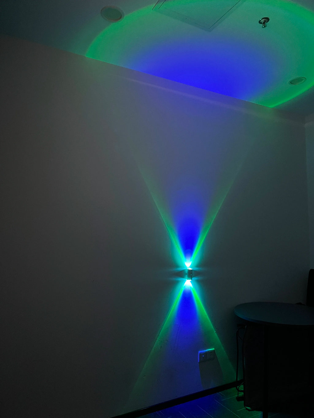 Magnetic Motion Sensor Smart Light, LED Rechargeable Wall, RGB Gradient Ambient Light, Dimmable Indoor Light.